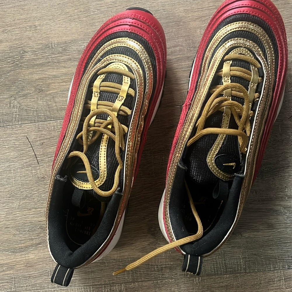 Air max sneakers